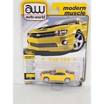 Auto World 1:64 Chevrolet Camaro RS/SS 2010 rally yellow